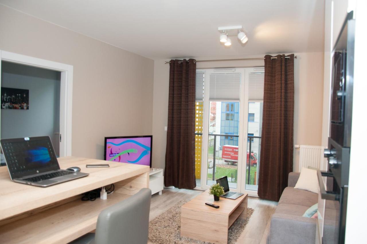 Apartament Cybernetyki Mokotow Varsavia Esterno foto